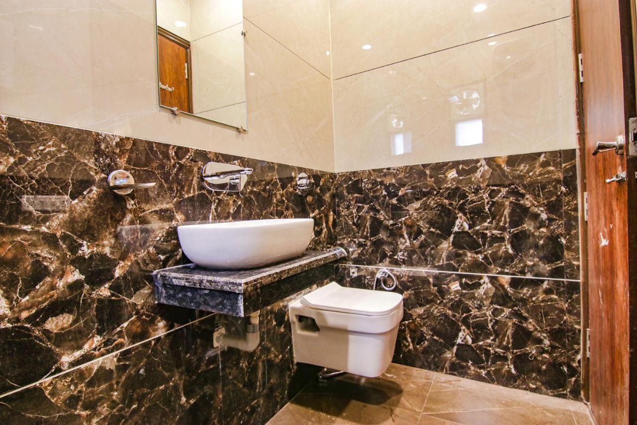 Fabhotel Aryan Grand Амритсар Экстерьер фото